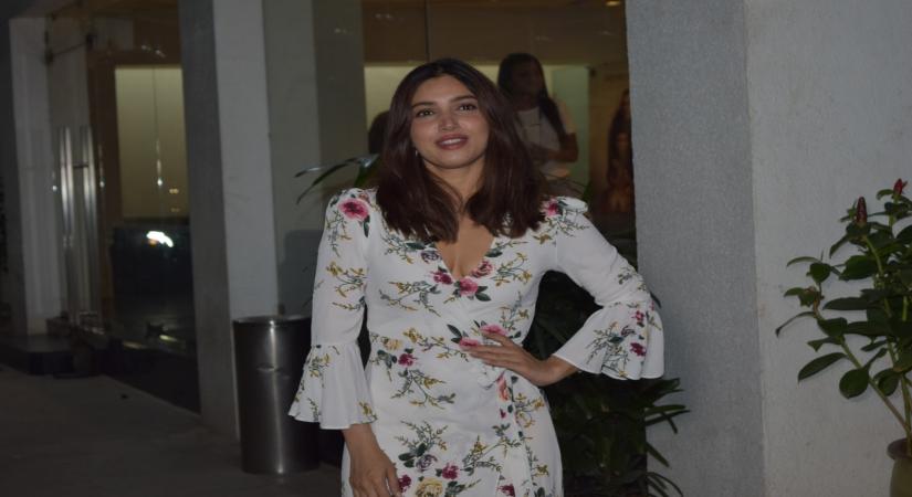 Mumbai: Actress Bhumi Pednekar seen at a recording studio at Juhu in Mumbai on Nov 12, 2019. (Photo: IANS)