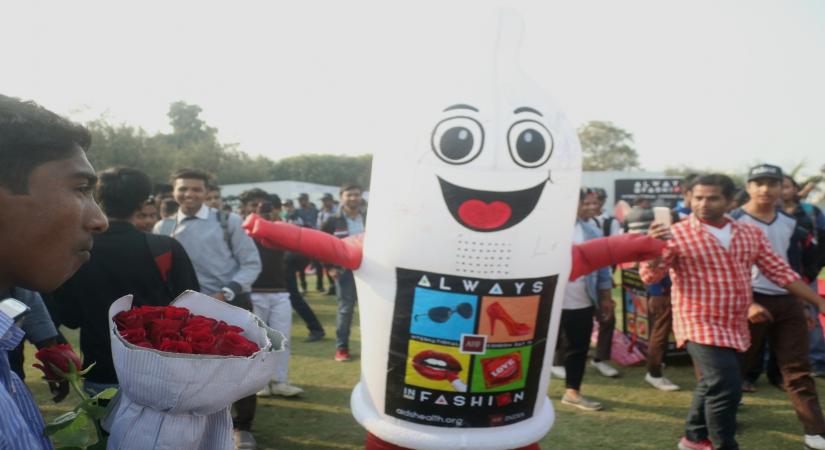 Lack of access to condom varieties and hesitancy to purchase them from the store are some of the factors driving the growth of online sale of these products, according to data released by e-commerce player Snapdeal. (Photo: IANS)