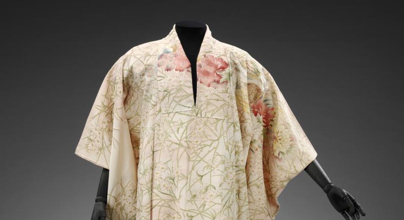 A kimono once owned and worn by Freddie Mercury (Source: V&A, London)