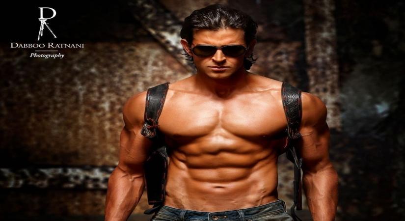 Actor Hrithik Roshan gave a twist to megastar Amitabh Bachchan's dialogue "Main aur meri tanhai" from the hit 1981 film "Silsila" to pen a hilarious tribute to his absent abs.