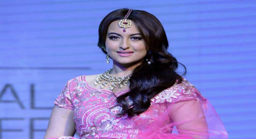 Sonakshis Witty Reply To Fans Curious About Her Marriage Ians Life