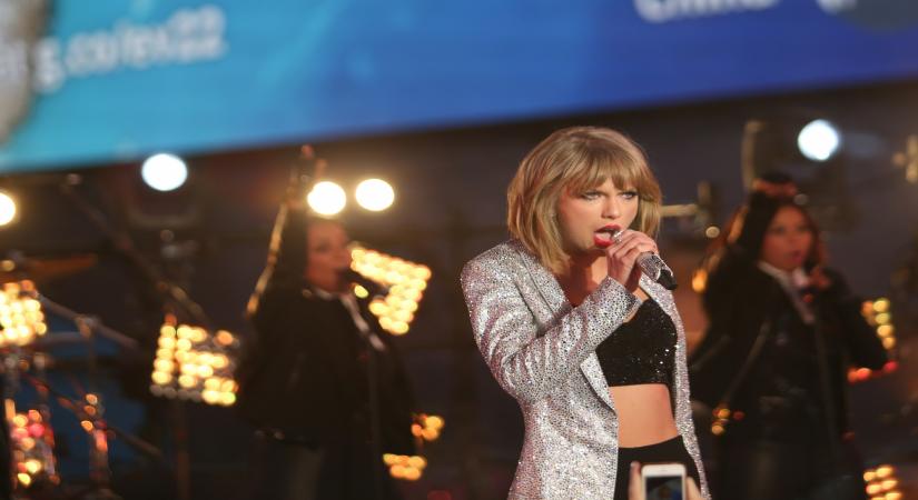 Singer Taylor. (Xinhua/Qin Lang/IANS)