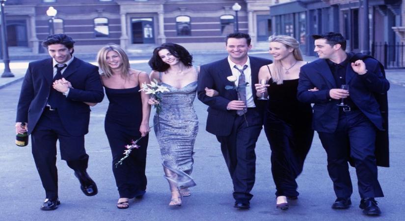 Matt Le Blanc shares info on 'Friends' reunion special.