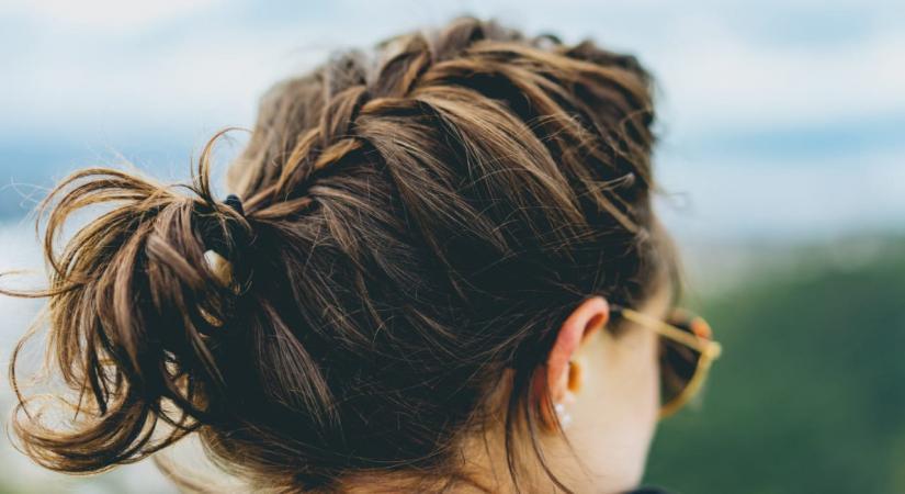 Chic hairstyle to boost morale