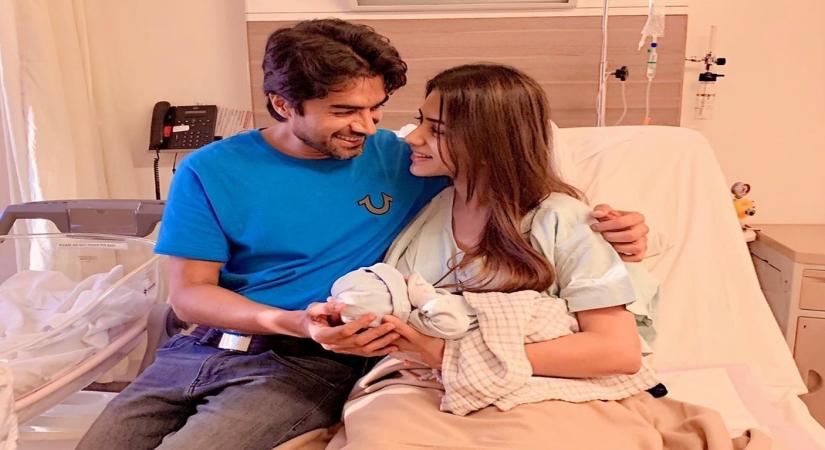 Mumbai, May 5 (IANS) TV stars Smriti Khanna and Gautam Gupta have named their newborn daughter Anayka.