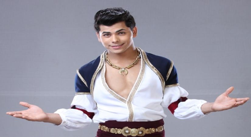Siddharth Nigam to bake a cake for mom on Mother's Day.