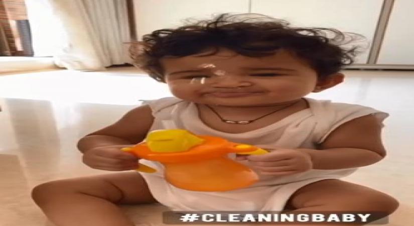 Sameera's daughter Nyra helps her clean in funny video.