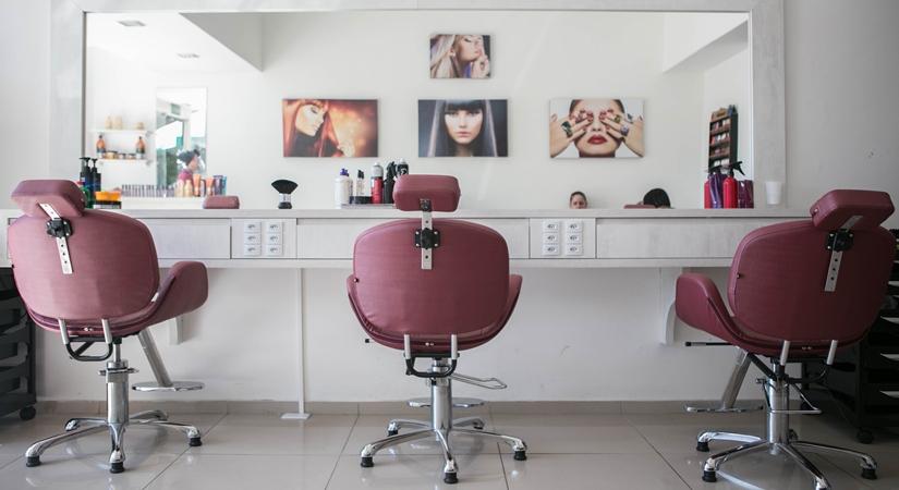 A new drive to cushion Indian salon industry 