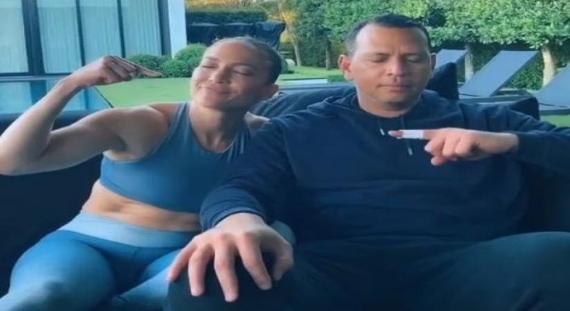 Amid the ongoing COVID-19 pandemic, star couple Jennifer Lopez and Alex Rodriguez took all the preventive measures when they joined an estimated crowd of 50,000 at Black Lives Matter protest in Hollywood.