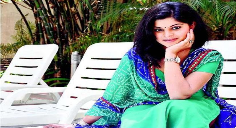 Mumbai, June 29 (IANS) Television actress Sneha Wagh wants to make a film someday.