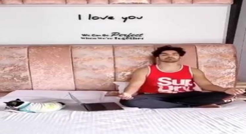 Gurmeet Choudhary chants 'Om' mantra to drive away lockdown anxiety.