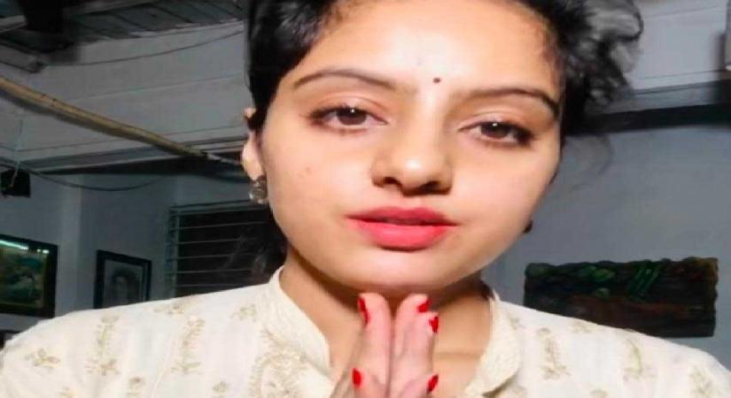 New Delhi, June 13 (IANS) Television actress Deepika Singh's mother has finally been admitted to Delhi's Sir Gangaram Hospital with the help of Delhi government.