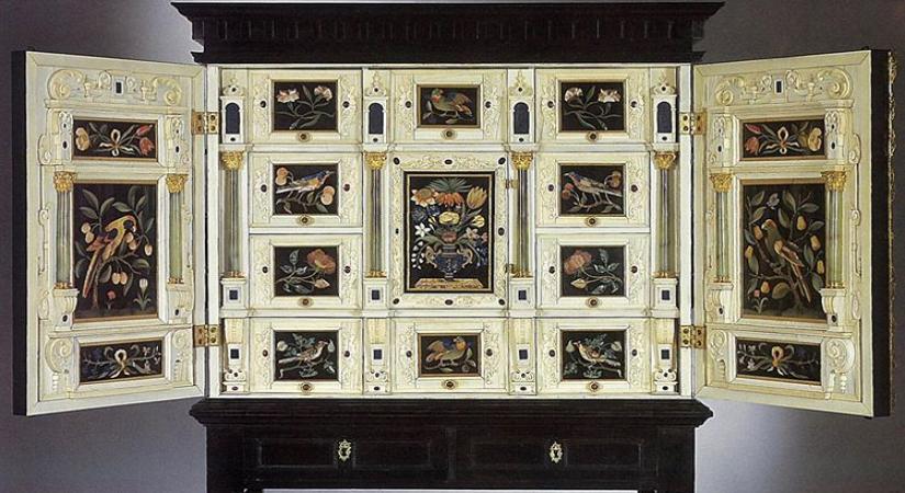 (Photo: La Biennale Paris/Insta)