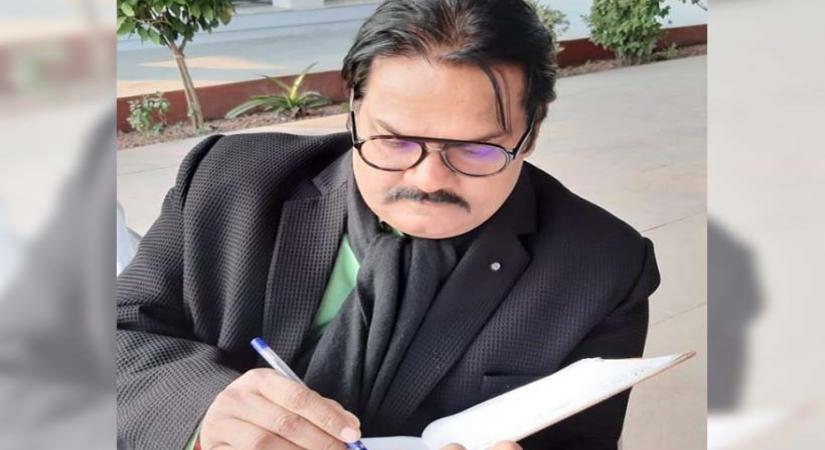 Akhilendra Mishra could have been a lecturer.