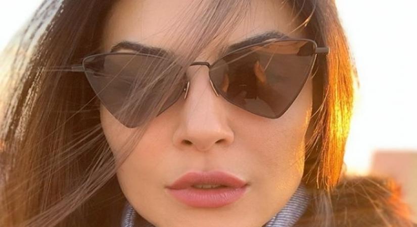 Mumbai, June 26 (IANS) Sushmita Sen has shared on Instagram a photo of a handwritten love letter that a fan sent to her.