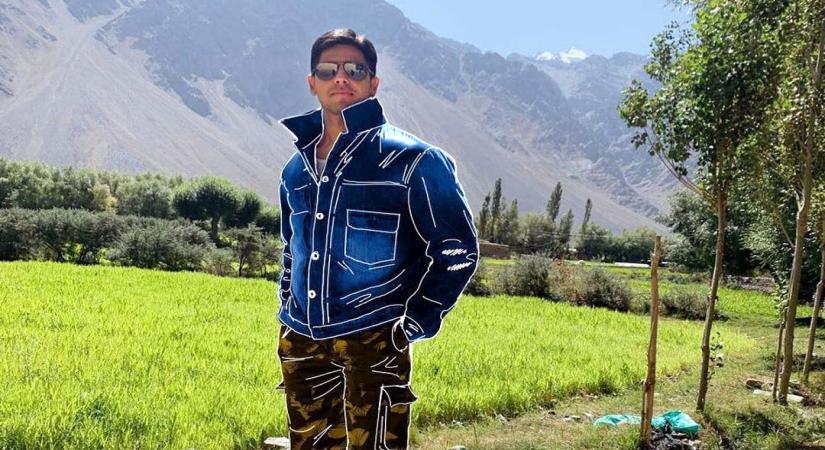 Mumbai, July 7 (IANS) Actor Sidharth Malhotra, who will soon play Kargil hero Vikram Batra on the big screen, has paid a tribute to the martyr on his 21st death anniversary.