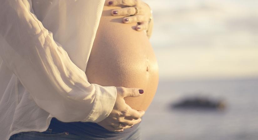 Sydney, July 4 (IANS) Researchers have found that two newly discovered biomarkers can help assess the risk of preeclampsia, a devastating disorder that occurs very suddenly in the second half of pregnancy and causes severe health problems for both mother and baby, says a study.