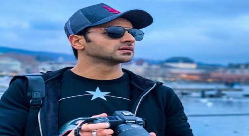 Mumbai, July 6 (IANS) Actor Vivek Dahiya had a virtual interactive session with his puppy recently.