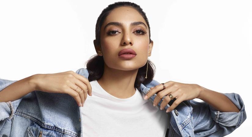 Shobhita Dhulipala.