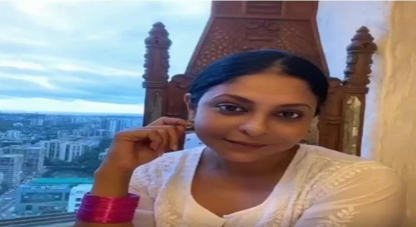 Shefali Shah gets poetic during quarantine time video.  (Photo: Instagram@shefalishahofficial)