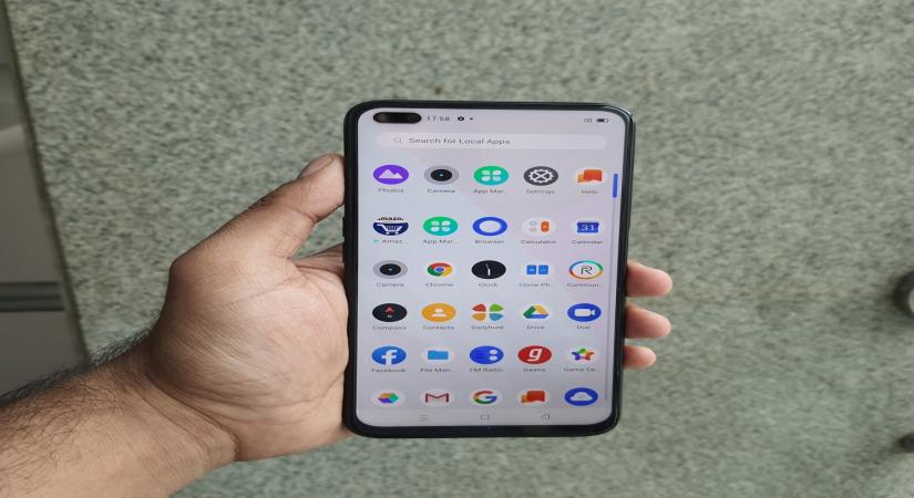 New Delhi, Aug 24 (IANS) As work from home scenario gets longer, the consumers in India now prioritise audio quality as a key smartphone purchase driver ahead of camera and battery, a new study revealed on Monday.