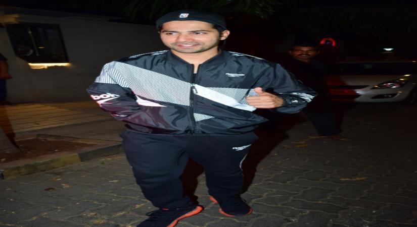 Mumbai: Actor Varun Dhawan spotted at Shashank Khaitan's house at Juhu in Mumbai on Feb 26, 2020. (Photo: IANS)