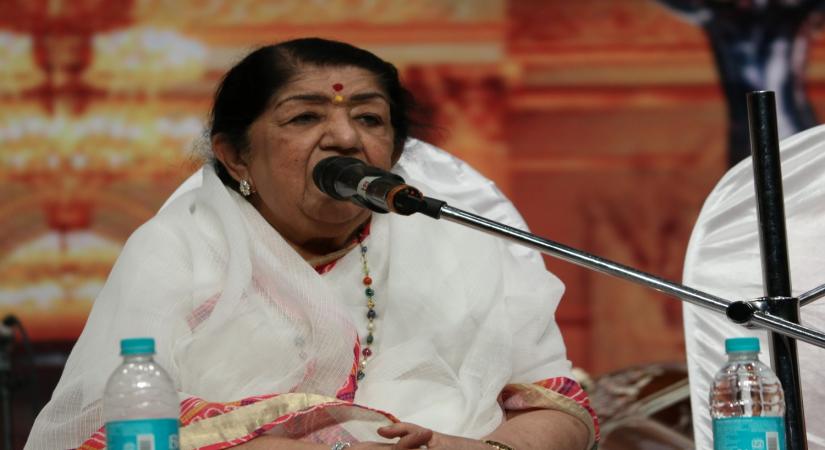 Lata Mangeshkar's building sealed as precautionary step amid Covid, singer safe