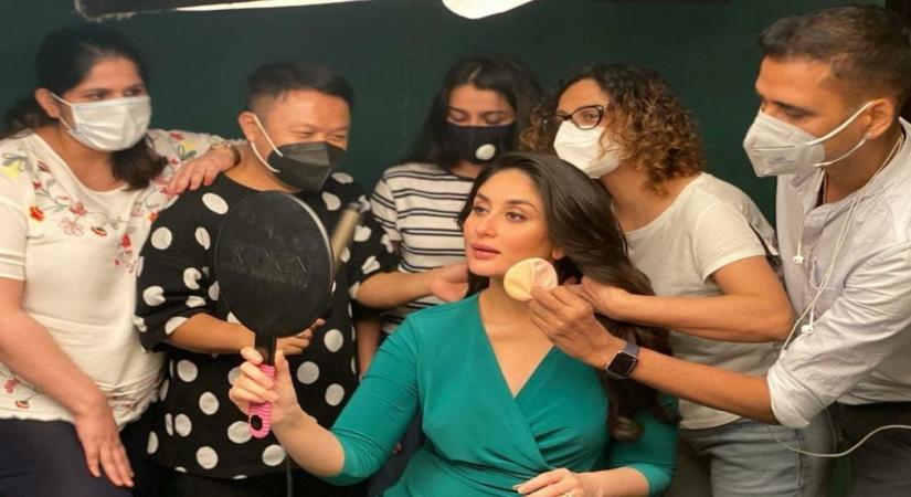 Kareena introduces her 'warriors' during shoot.