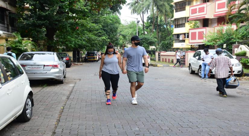 Mumbai: Actors Neha Dhupia and Angad Bedi seen at Bandra in Mumbai on Sep 4, 2020. (Photo: IANS)