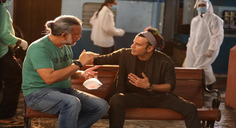 Anubhav Sinha and Manoj Bajpayee team up for their first Bhojpuri music video "Bambai Main Ka Ba".