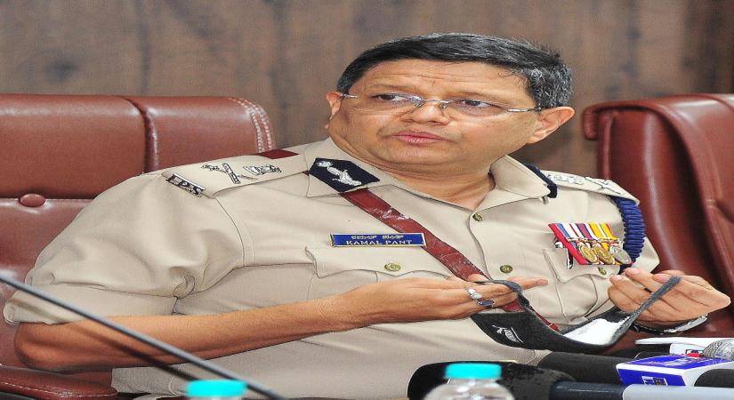 Bengaluru : Kamal Panth takes charge as the new Bengaluru Police Commissioner replacing Bhaskar Rao, outgoing police commissioner at Police Commissioner Office, in Bengaluru on Aug 1, 2020. (Photo: IANS)