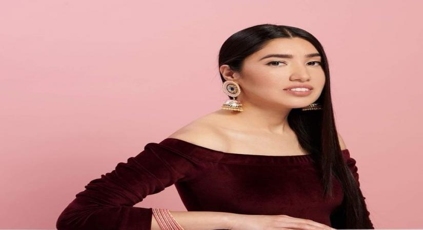 Indo-American singer Subhi (Photo Credit: Twitter/@SubhiMusic).