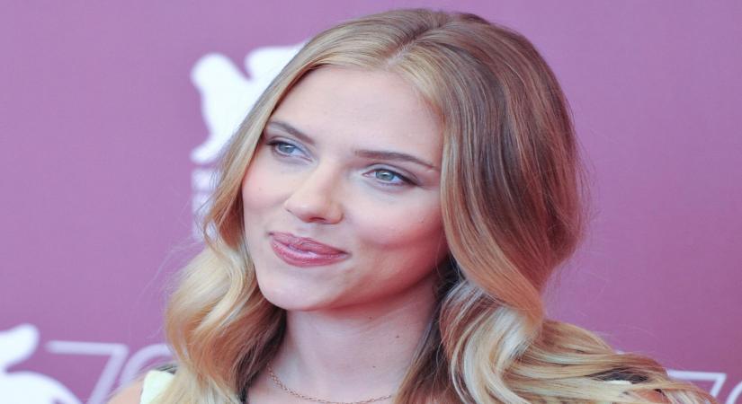 Los Angeles, Oct 23 (IANS) Hollywood star Scarlett Johansson will star in and produce the science-fiction drama, Bride, to be directed by Chilean writer-director Sebastian Lelio.