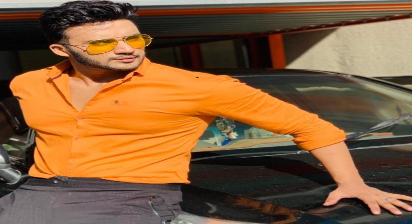 'Naagin' star Zuber K. Khan dedicates new romantic film to SRK