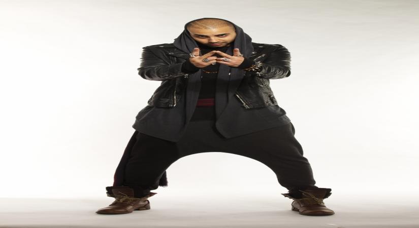 RaOol reimagines Gujarati music with new album.