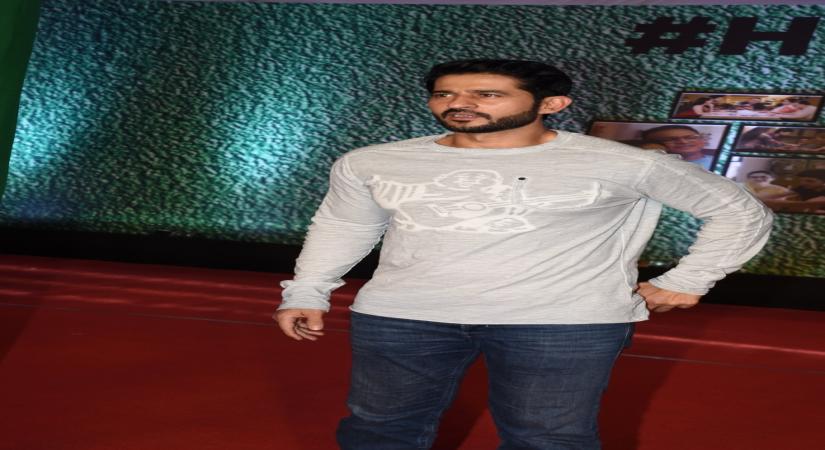 Mumbai: Actor Hiten Tejwani at the premiere of Ekta Kapoor's AltBalaji web series "Home" in Mumbai on Aug 27, 2018. (Photo: IANS)