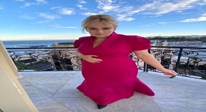 Rebel Wilson reveals her weight loss secret.