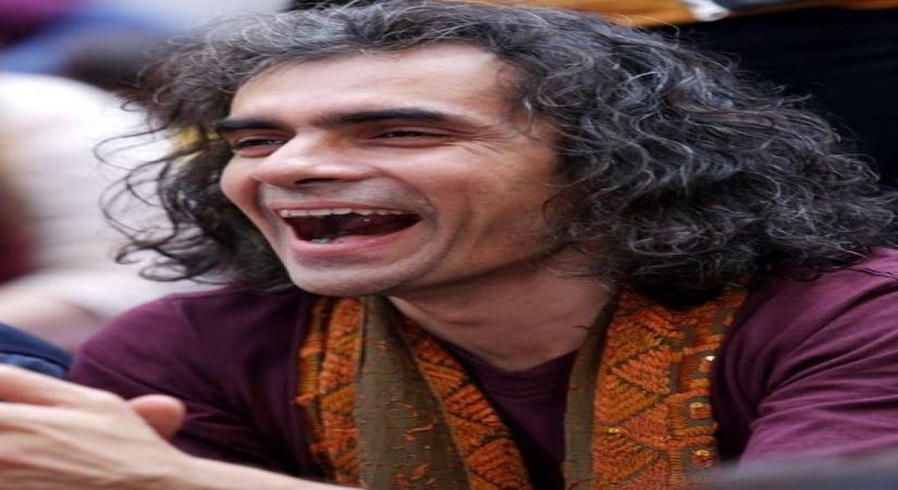 Imtiaz Ali: I cast Asif Basra in Jab We Met as I wanted an intelligent actor