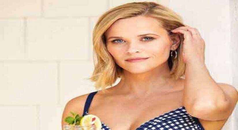 Reese Witherspoon welcomes new puppy into family