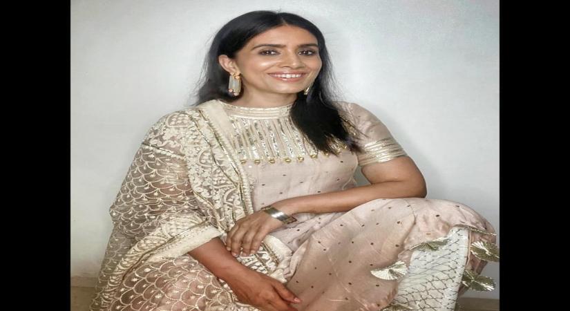 Sonali Kulkarni: Idea of being imperfect can be scary.