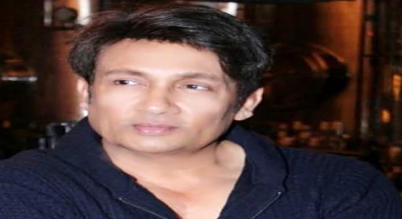 Shekhar Suman urges all to light diya in Sushant's memory on Diwali.