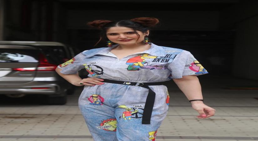 Zareen Khan starts her website