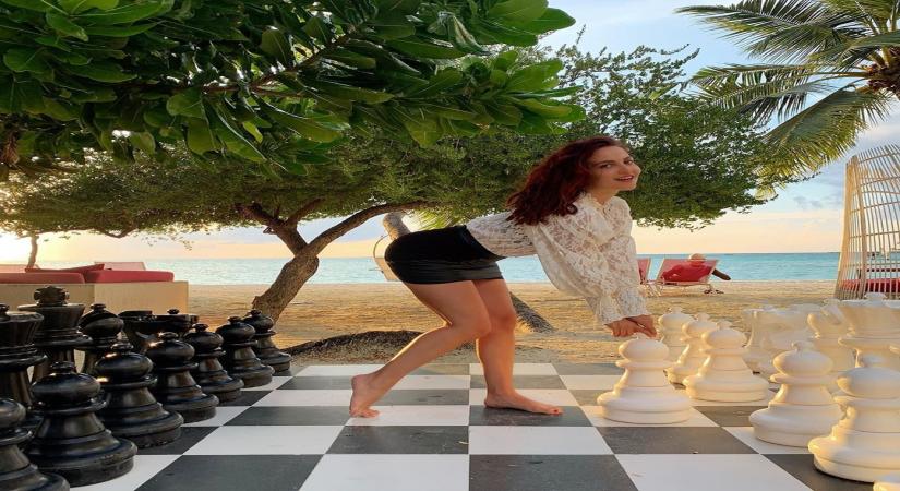 Swedish-Greek actress Elli AvrRam.