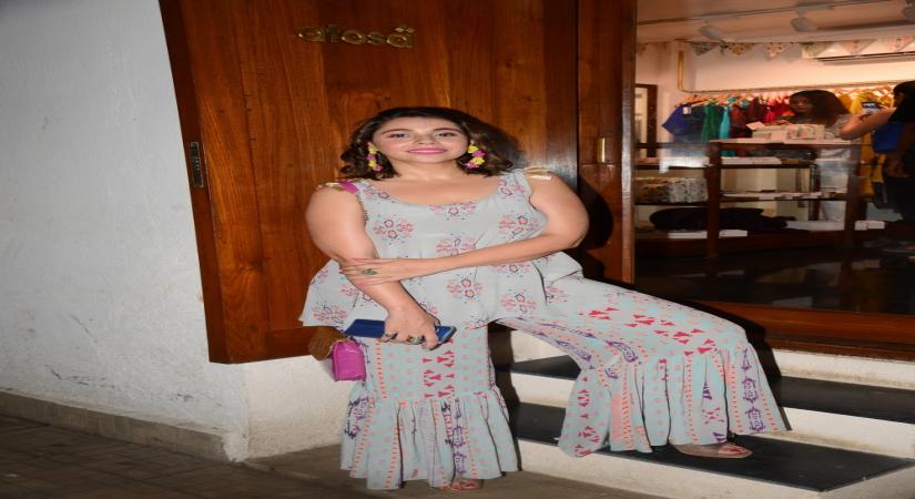 Mumbai, Nov 7 (IANS) Actress Maanvi Gagroo, who played one of the protagonists in the International Emmy-nominated show Four More Shots Please!, says that with time she has become more comfortable with her body and that in turn helped her in engaging in fashion evolution for herself.