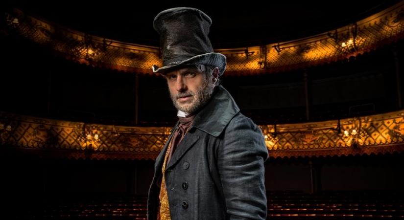 Andrew Lincoln is Scrooge in live-streamed production of 'A Christmas Carol'.