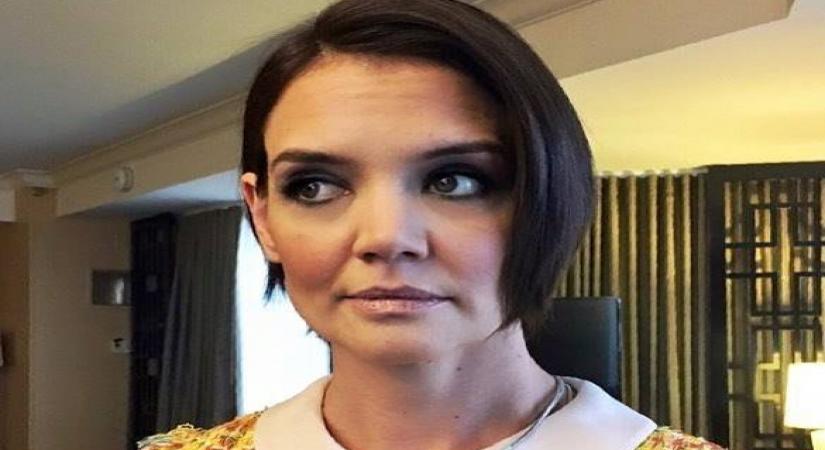 Katie Holmes makes her relationship with Chef Vitolo Instagram official