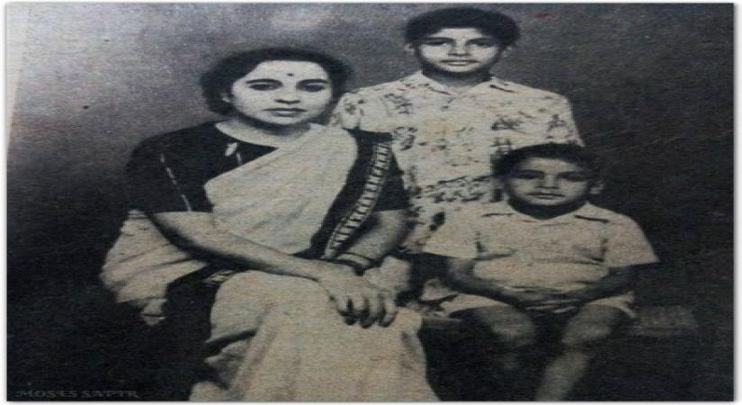 Big B posts throwback picture with mother, brother