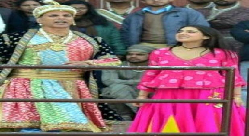 Akshay, Sara, Dhanush shoot for Atirange re in Agra.