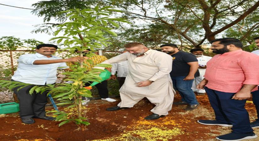 Sanjay Dutt urges people to plant more trees