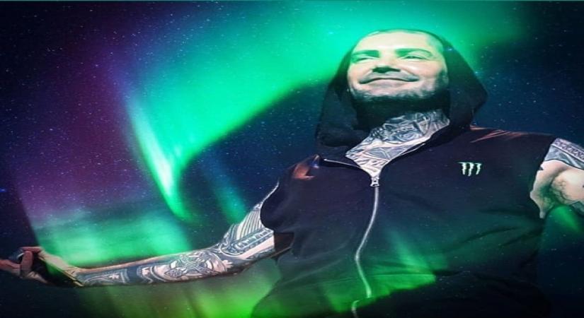 Boyzone star Shane Lynch 'blessed' after reuniting with wife image